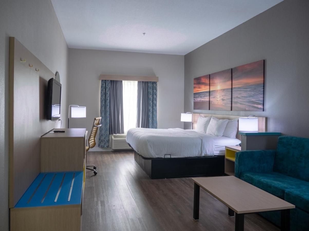Days Inn & Suites By Wyndham Savannah North I-95 Порт Уэнтворт Экстерьер фото