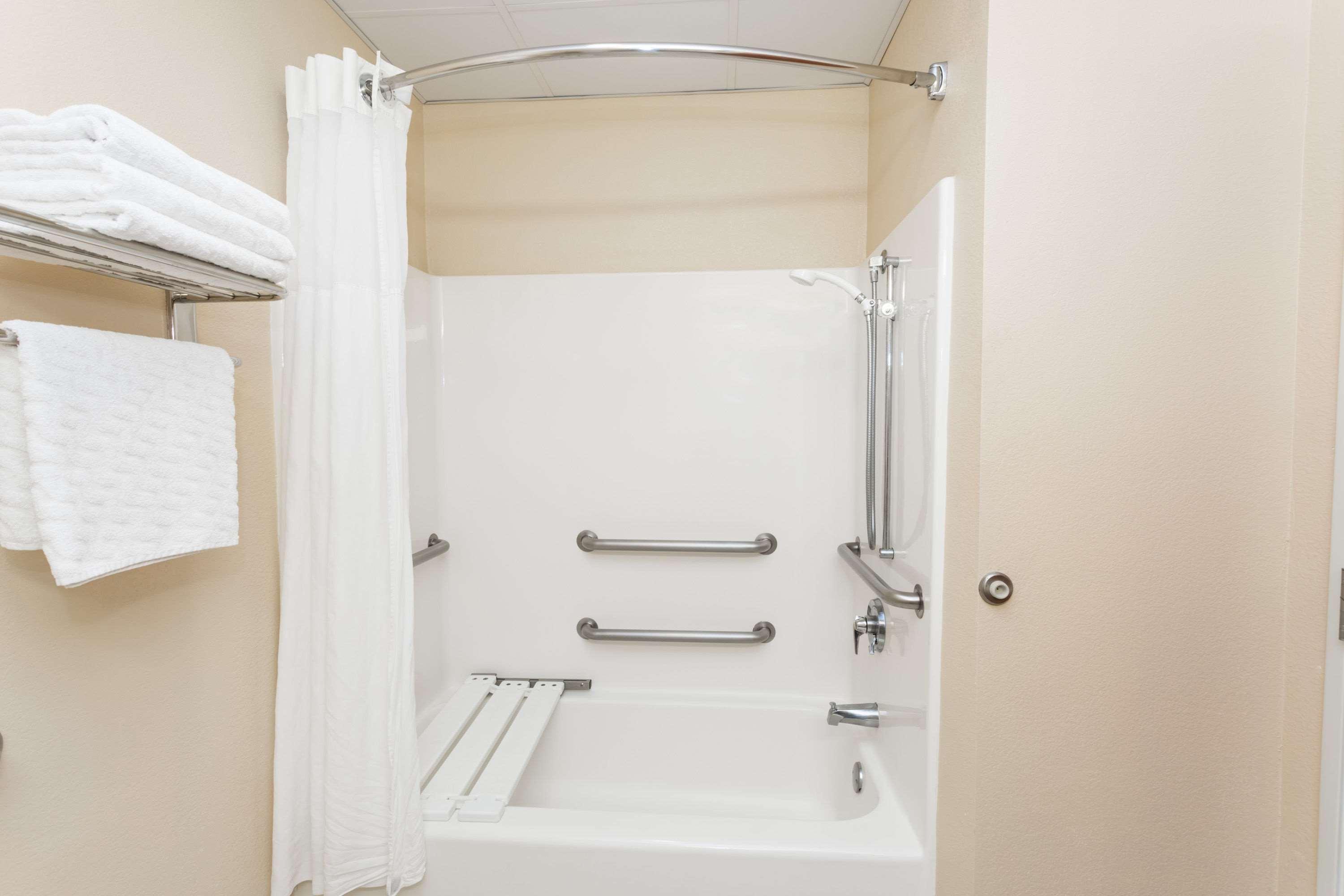 Days Inn & Suites By Wyndham Savannah North I-95 Порт Уэнтворт Экстерьер фото
