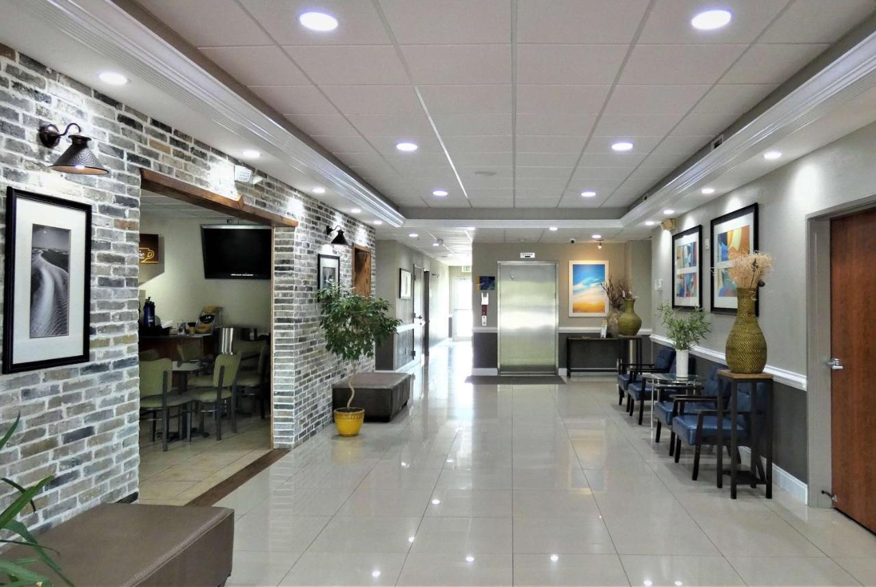 Days Inn & Suites By Wyndham Savannah North I-95 Порт Уэнтворт Экстерьер фото