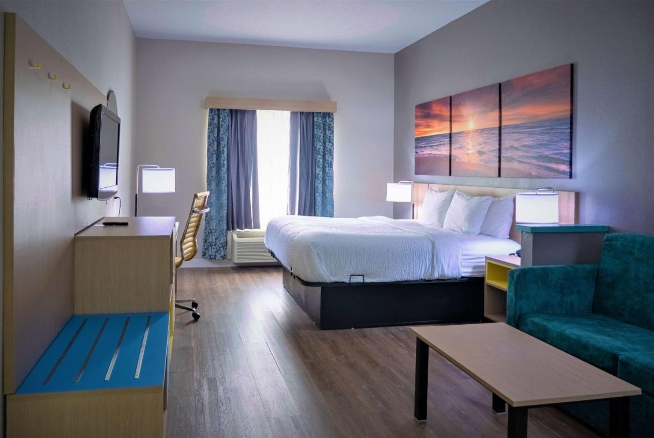Days Inn & Suites By Wyndham Savannah North I-95 Порт Уэнтворт Экстерьер фото